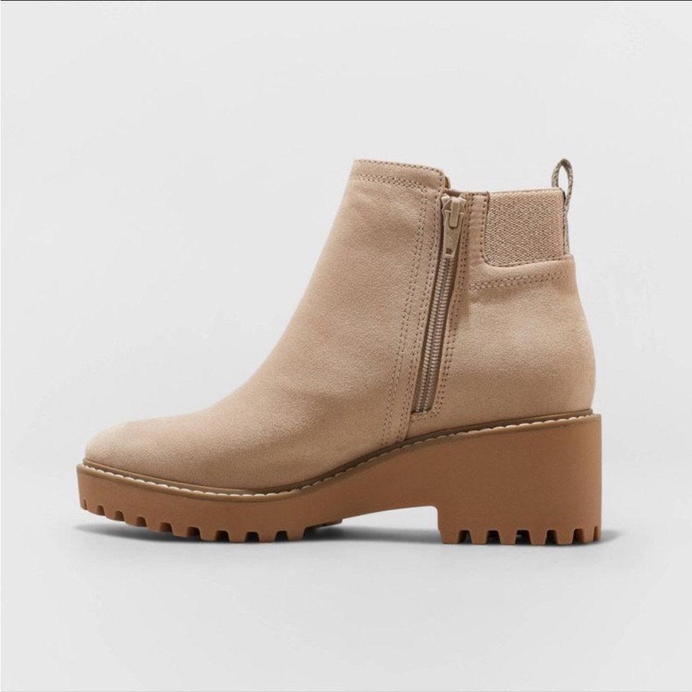 COPY - Womens universal thread boots